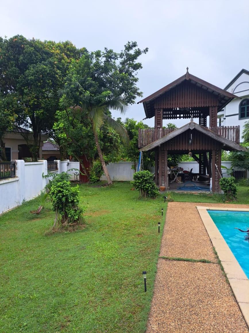 Villa Shamir Sepang Eksteriør billede